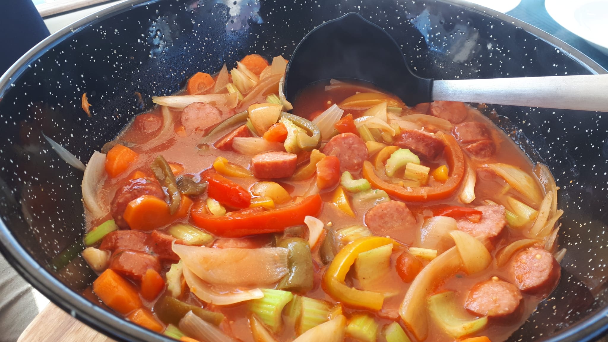 Futter auf dem Kutter – Segelyacht Serendipity